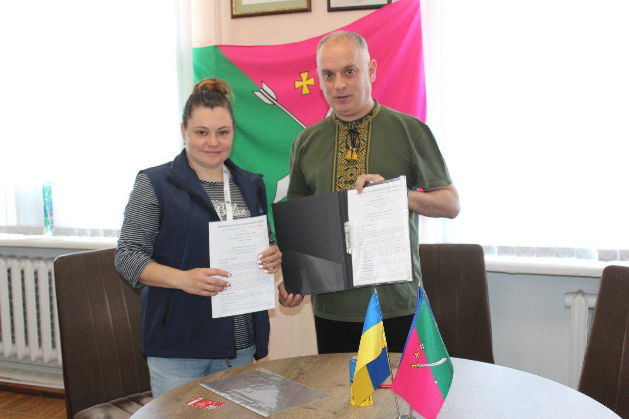 Фотографія підписання меморандума про співпрацю